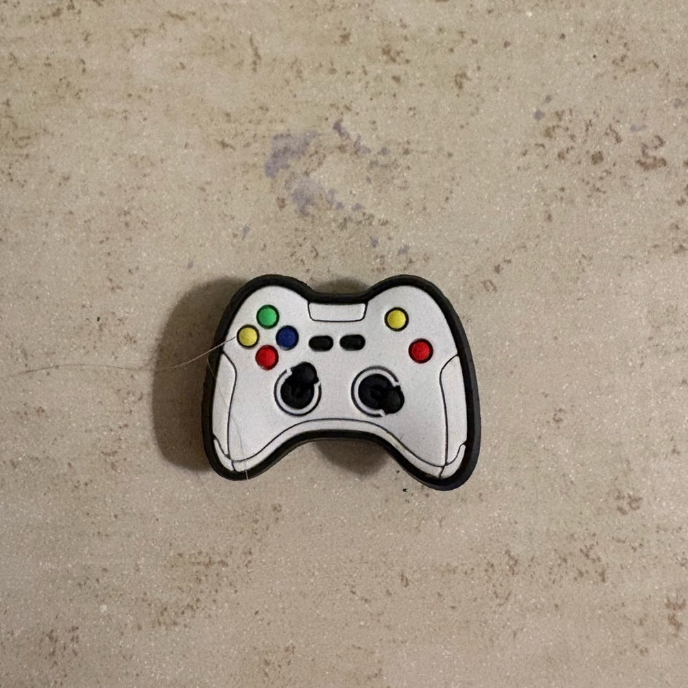 5/$15 CROCS jibbitz shoe charm Wireless Game Controller - White